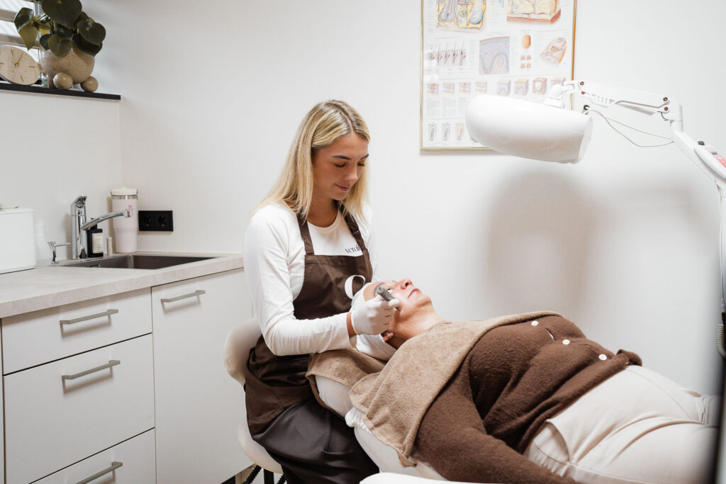 dermapen behandeling huidtherapeut Hoeksche Waard